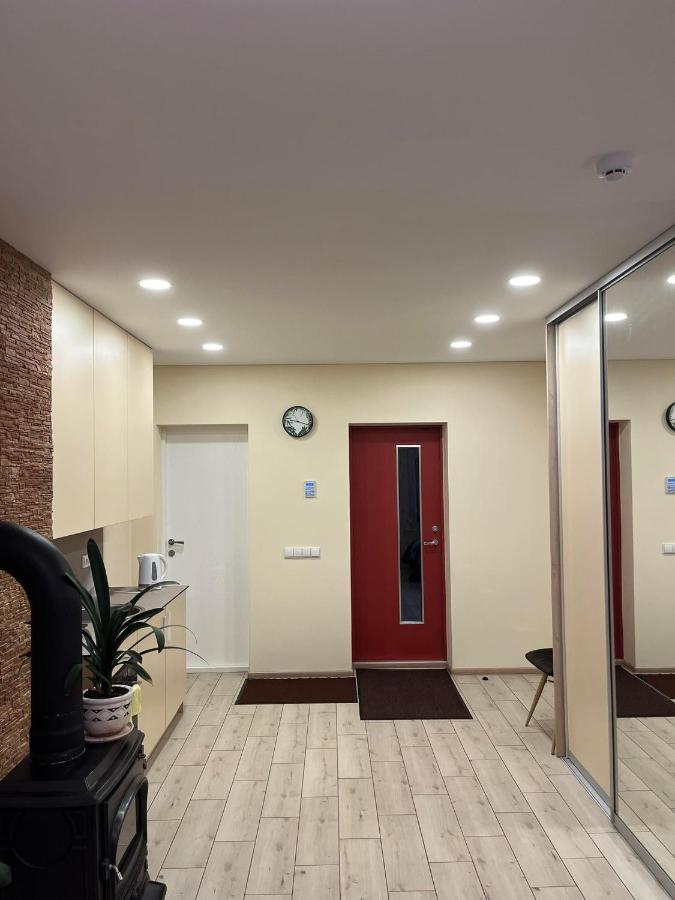 Liux Apartamentai Kaunas Exterior foto
