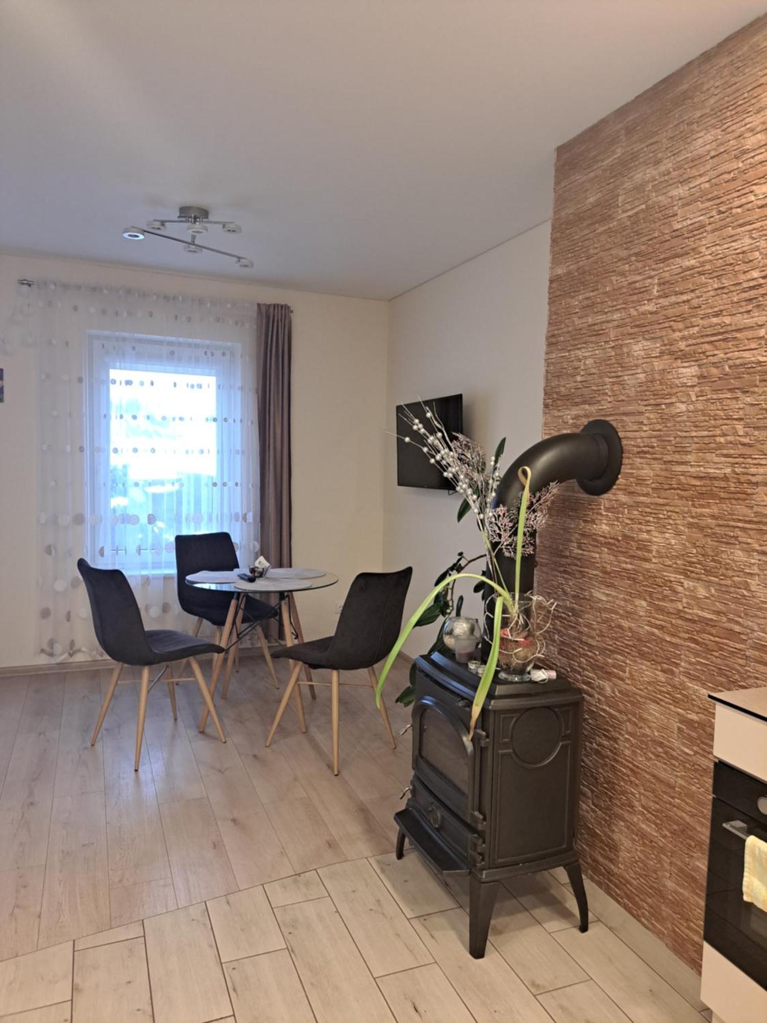 Liux Apartamentai Kaunas Exterior foto